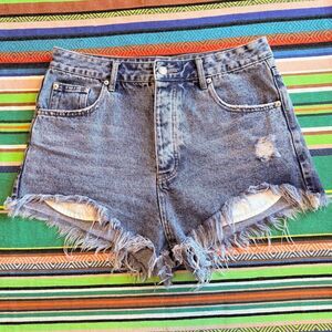 Mahina Cut Off Distressed Jean Shorts with Exposed Pockets size Large